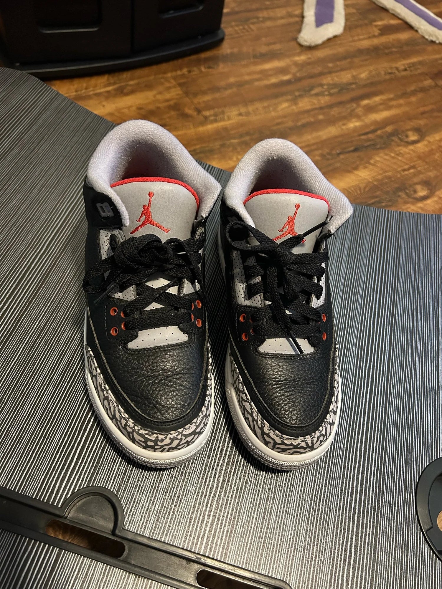 2018 Air Jordan 3 Retro OG "Black Cement" - Size 6Y - Nike Air Heel