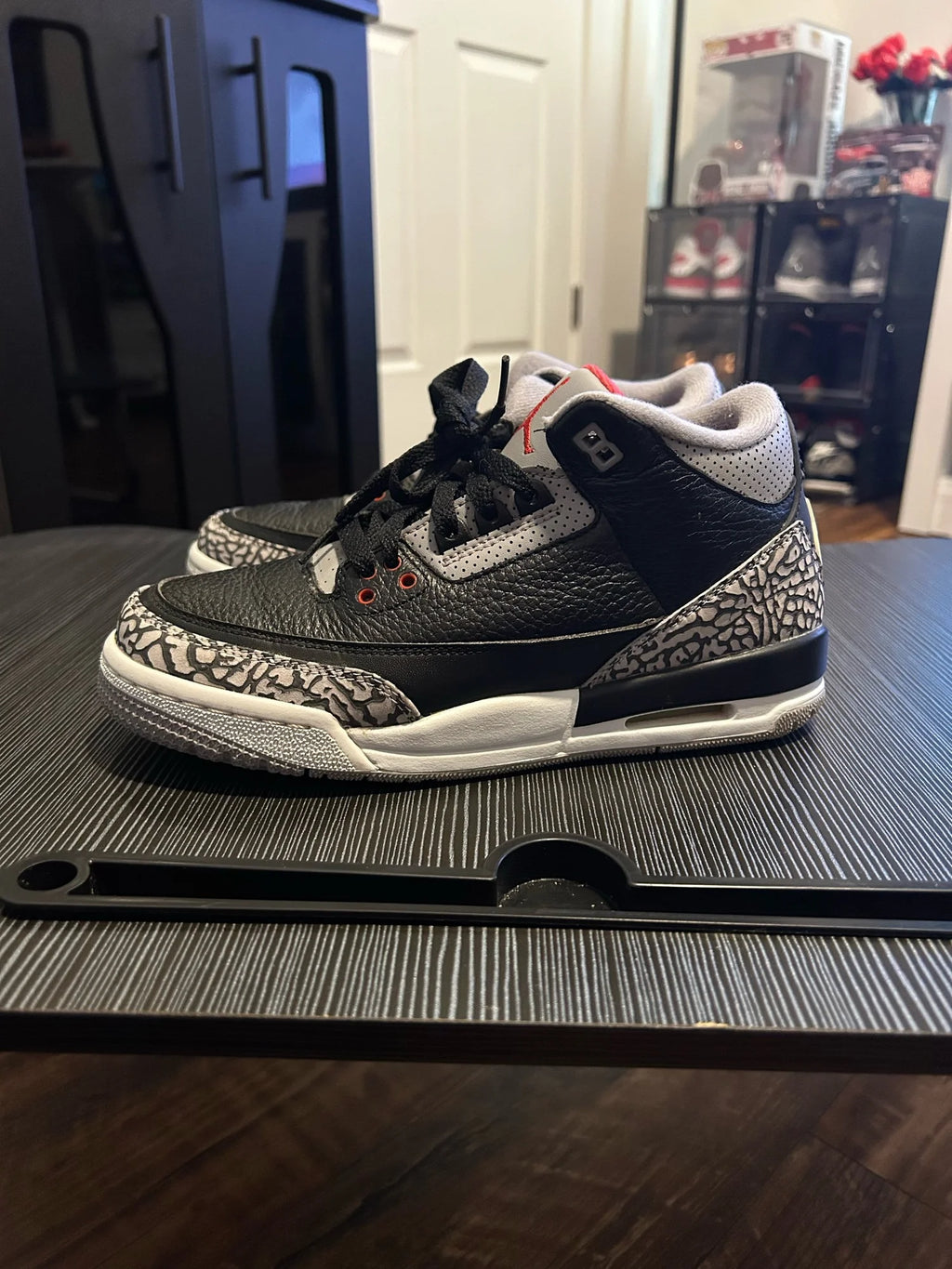 2018 Air Jordan 3 Retro OG "Black Cement" - Size 6Y - Nike Air Heel